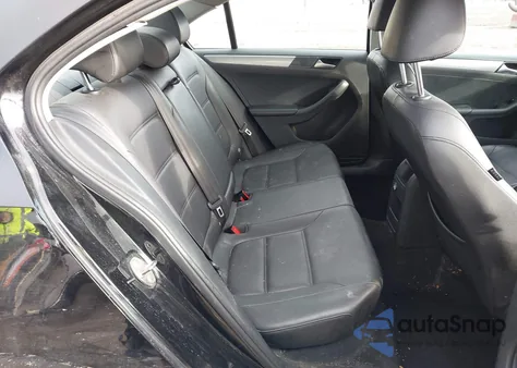 2017 Volkswagen Jetta 1.4T Se from USA, damaged, VIN 3VWDB7AJ6HM315113